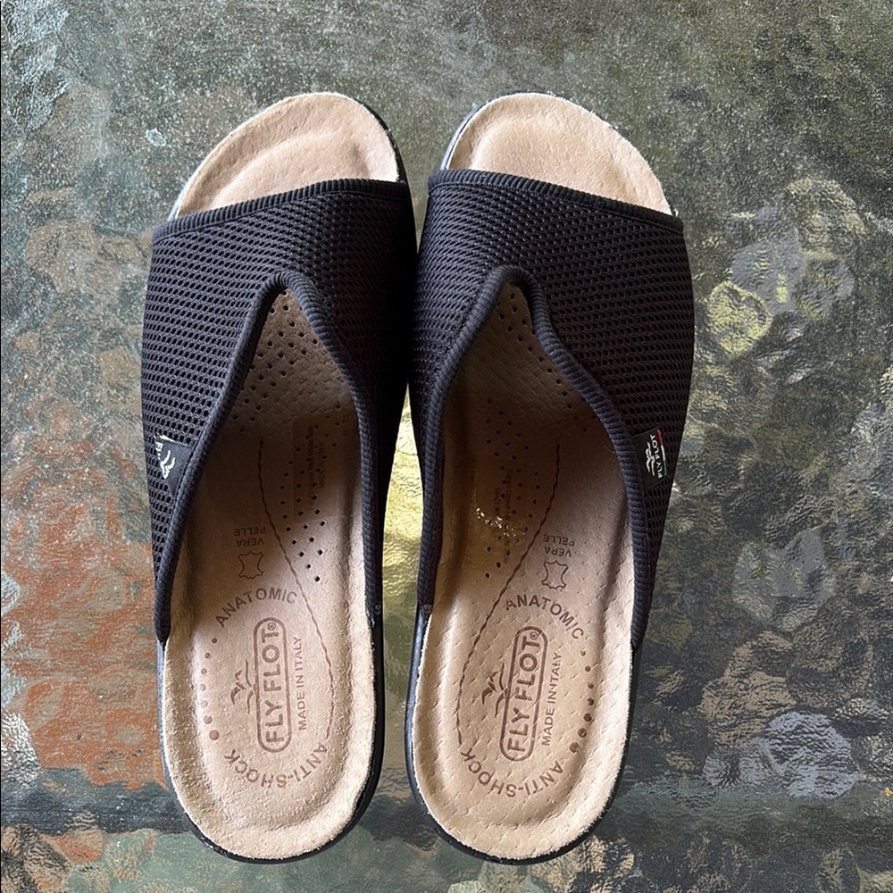 FLYFLOT Women's Black Open-Toe Slide Sandals
